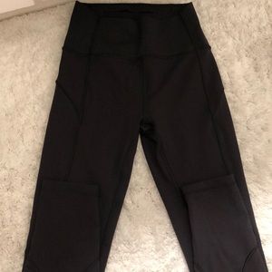 Black lululemon leggings